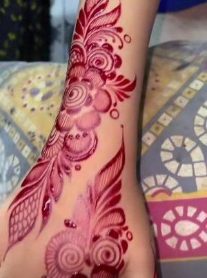 Henna 25k legs 25k hands