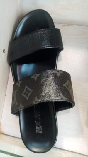 Sandals Men Comfortable Outdoor Synthetic Non-slip Beach Summer Casual Slide Men Shoes - Black size 44
