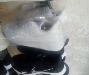 White Nike Air Force 1 Low size 42