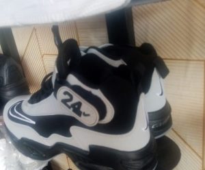 Nike Air Griffey Max 1 size 43