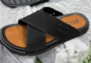 men's crisscross strap sandals size 42